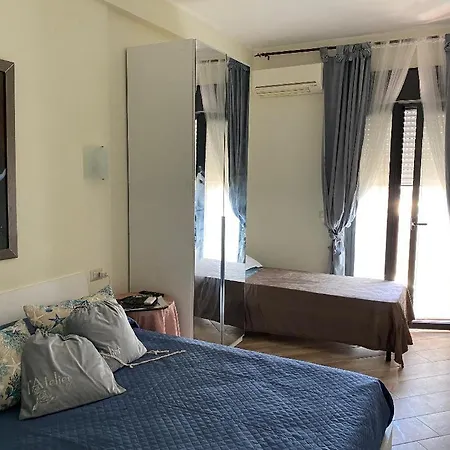 Bed & Breakfast Laviniahouse *